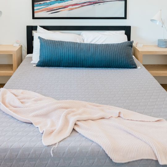 throw blanket on bed